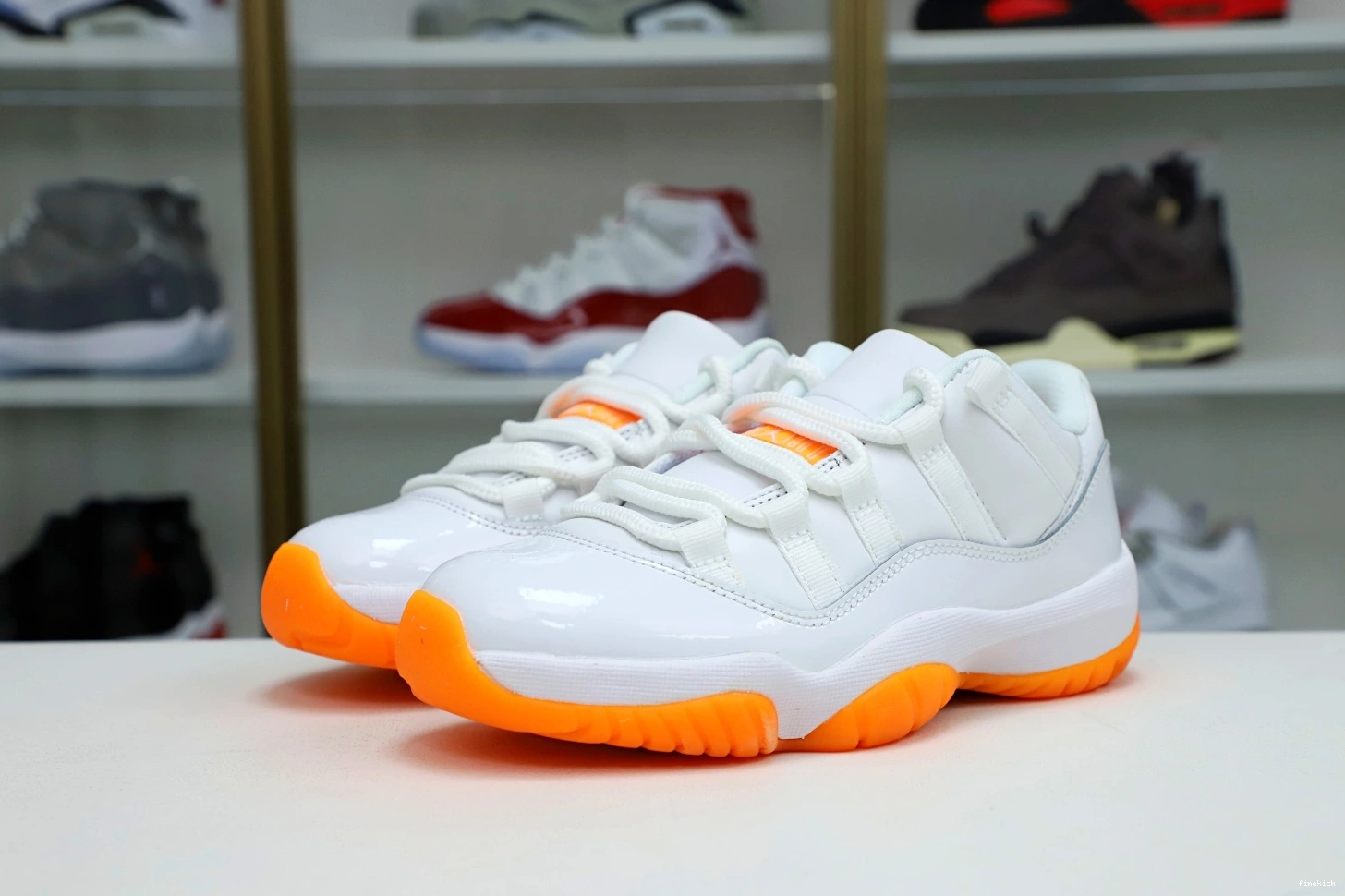 'BRIGHT WMNS 11 CITRUS' JORDAN LOW AIR RETRO 0711